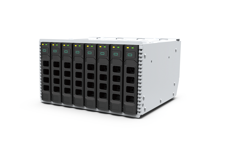 8盘5.0 NVMe/SAS/SATA